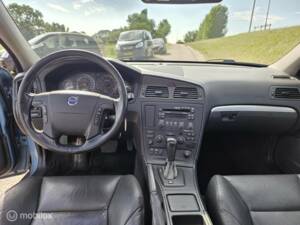 Image 20/40 of Volvo V 70 2.5T (2004)
