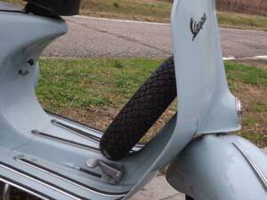 Image 43/50 de Piaggio Vespa 125 (1961)