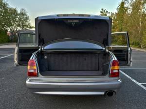 Afbeelding 14/39 van Bentley Continental R (1998)