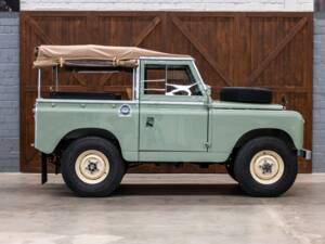Immagine 12/48 di Land Rover 88 (1963)