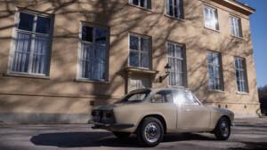 Image 47/54 of Alfa Romeo Giulia GT 1300 Junior (1972)
