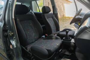 Image 17/37 of Volkswagen Golf III 1.6 (1997)