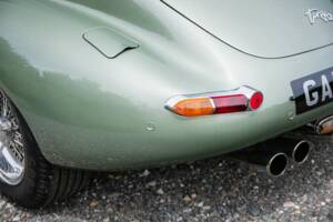 Image 33/41 de Jaguar E-Type (2021)