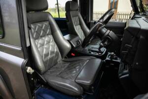 Image 15/50 of Land Rover Defender 90 "50th Anniversary" (1998)