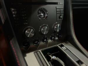 Imagen 50/60 de Aston Martin V8 Vantage Roadster (2008)