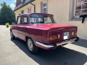 Immagine 6/8 di Alfa Romeo Giulia Nuova Super 1300 (1975)