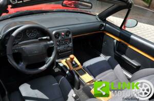 Immagine 8/10 di Mazda MX-5 1.6 (1990)