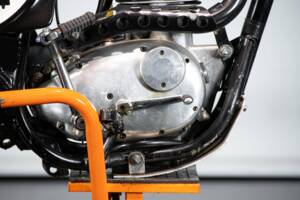 Bild 31/50 von BSA DUMMY (1974)