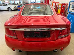 Immagine 16/18 di Aston Martin V12 Vanquish (2003)