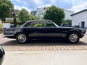 Immagine 22/24 di Jaguar XJ 6 C 4.2 (1977)