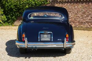Image 6/50 de Jaguar Mk IX (1961)