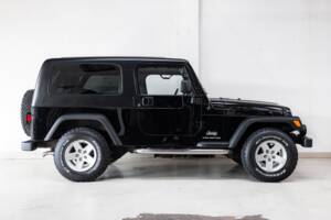 Imagen 3/30 de Jeep Wrangler TJ ESTREMO V8 (2005)