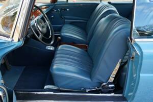 Bild 3/50 von Mercedes-Benz 250 SE (1967)