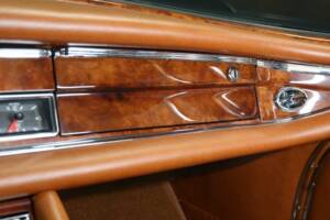 Image 16/30 of Mercedes-Benz 280 SE 3,5 (1970)
