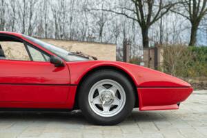 Image 34/50 of Ferrari 512 BBi (1982)