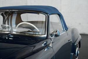 Image 48/50 de Mercedes-Benz 190 SL (1957)