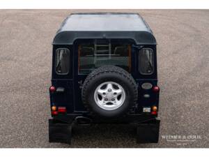 Bild 4/27 von Land Rover Defender 90 (1998)