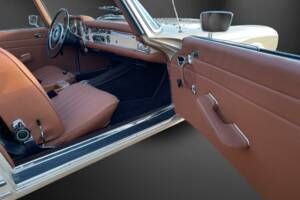 Immagine 21/50 di Mercedes-Benz 280 SL (1969)