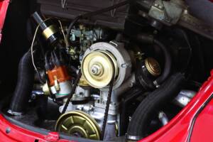 Immagine 29/34 di Volkswagen Beetle 1303 LS (1978)