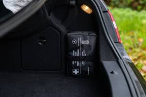 Bild 41/44 von Mercedes-Benz E 500 (2010)