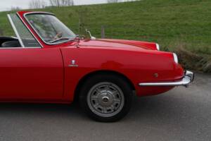 Image 5/8 of FIAT 850 Sport Spider (1972)