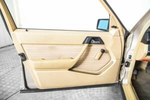 Bild 31/50 von Mercedes-Benz 230 TE (1987)