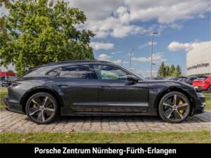Obraz 6/49 pojazdu Porsche Taycan Turbo S Cross Turismo (2021)