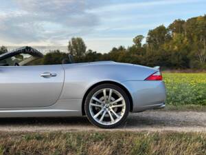 Image 12/84 de Jaguar XK 4.2 (2006)