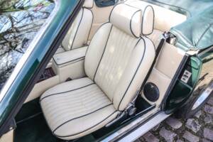 Image 20/30 of Aston Martin V8 EFi Volante (1989)