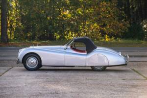 Image 9/20 of Jaguar XK 120 OTS (1950)