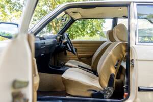 Image 45/48 of BMW 320/6 (1980)