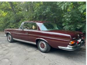 Imagen 3/27 de Mercedes-Benz 280 SE 3,5 (1970)