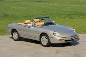 Image 1/50 of Alfa Romeo 2.0 Spider (1992)