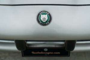 Imagen 23/50 de Jaguar XK8 4.0 (2000)