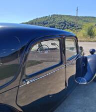 Image 27/47 of Citroën Traction Avant 11 B (1955)
