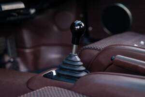 Image 19/32 of Porsche 911 Singer (2023)