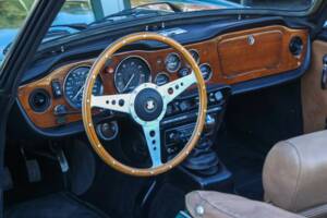 Immagine 33/50 di Triumph TR 6 (1976)