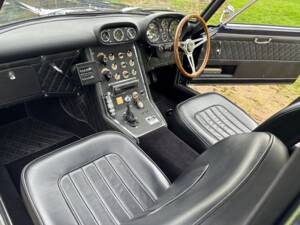 Image 2/28 of Gordon-Keeble GT (1965)