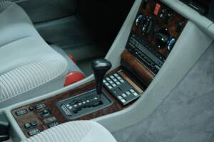 Bild 27/50 von Mercedes-Benz 500 SE (1990)
