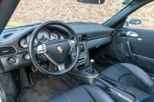 Image 3/50 of Porsche 911 Carrera (2007)