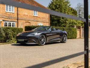 Imagen 52/57 de Aston Martin Vanquish Volante (2015)