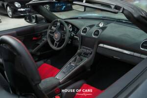 Bild 19/25 von Porsche 718 Spyder RS Weissach (2024)