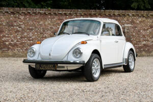 Image 7/50 of Volkswagen Käfer 1303 &quot;Champagne Edition&quot; (1977)