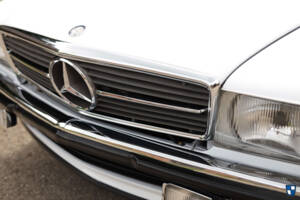 Image 80/85 of Mercedes-Benz 560 SL (1986)