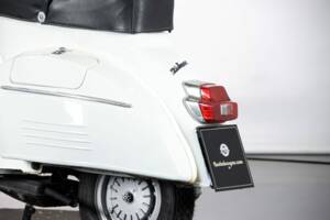 Image 12/50 de Piaggio Vespa 125 Super (1966)