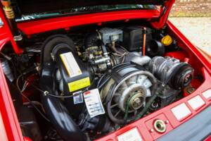 Image 4/50 of Porsche 911 Carrera 3.2 (1988)