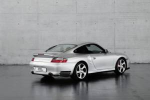 Image 10/49 of Porsche 911 Turbo (2002)