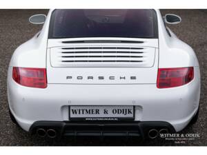 Bild 10/22 von Porsche 911 Carrera S (2008)