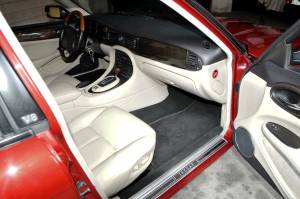 Image 8/32 de Jaguar XJR 4.0 (1999)