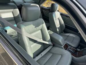 Bild 2/8 von Mercedes-Benz S 420 C (1995)